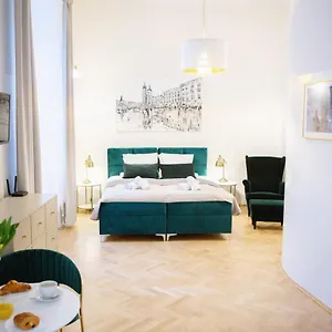 דירה Apartments Roman