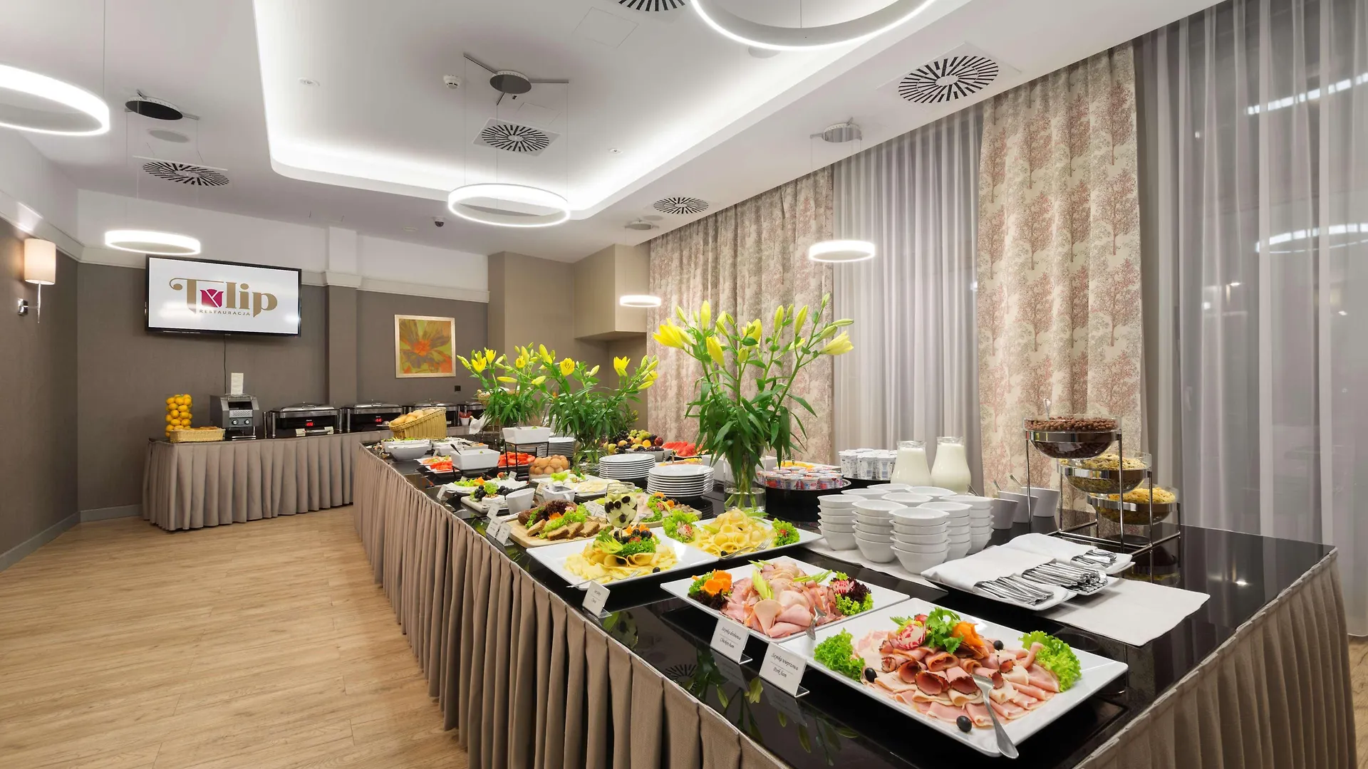 Golden Tulip Krakow City Center 4*,