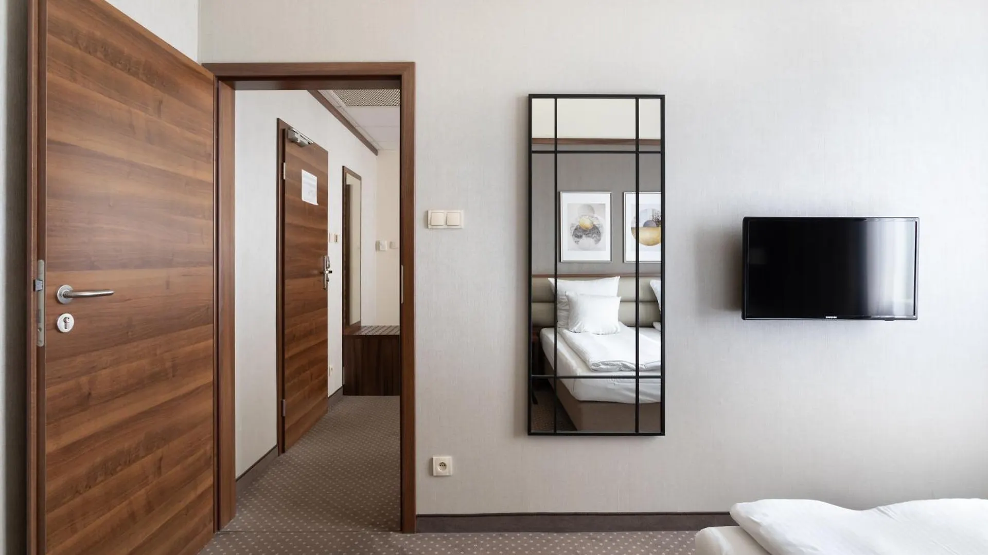 Golden Tulip Krakow City Center Hotel